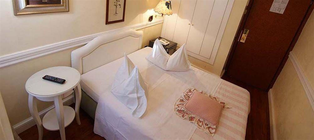 Hotel Marghera โรม ภายนอก รูปภาพ